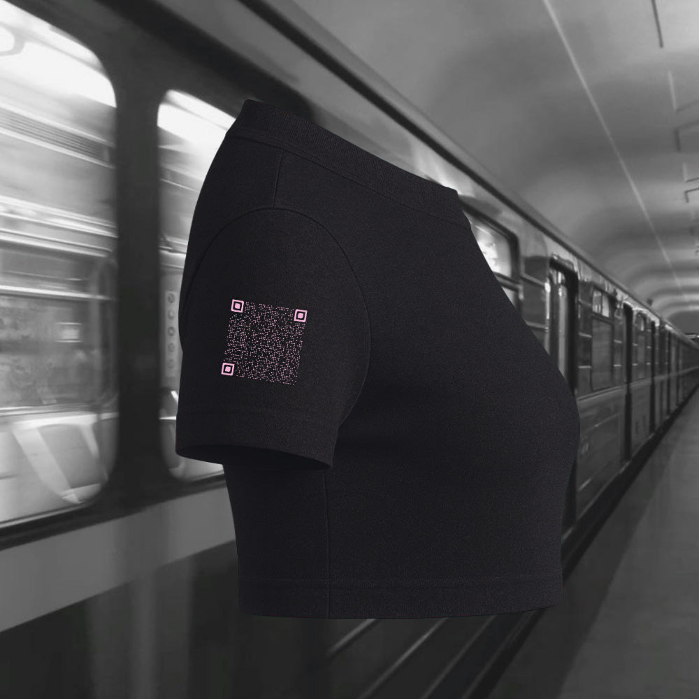 T-Shirt Crop Donna - She is mad but she is magic